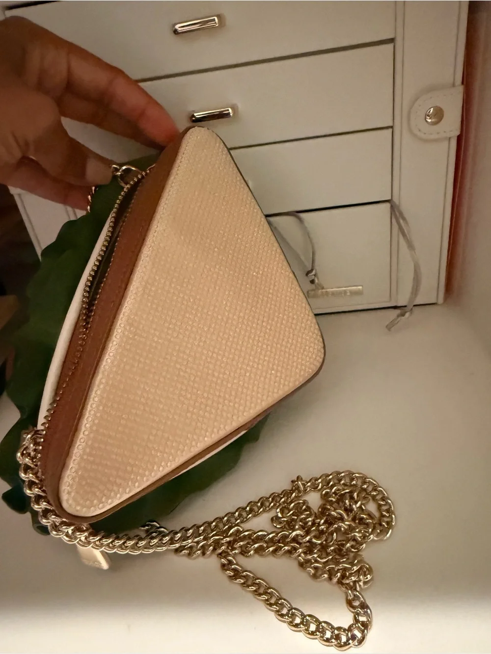 kate spade cream and pink sandwich-shaped crossbody with gold chain